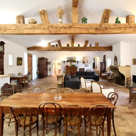 Luberon - Air Conditioning - 4 Bedrooms - 4 Bathroom Lourmarin